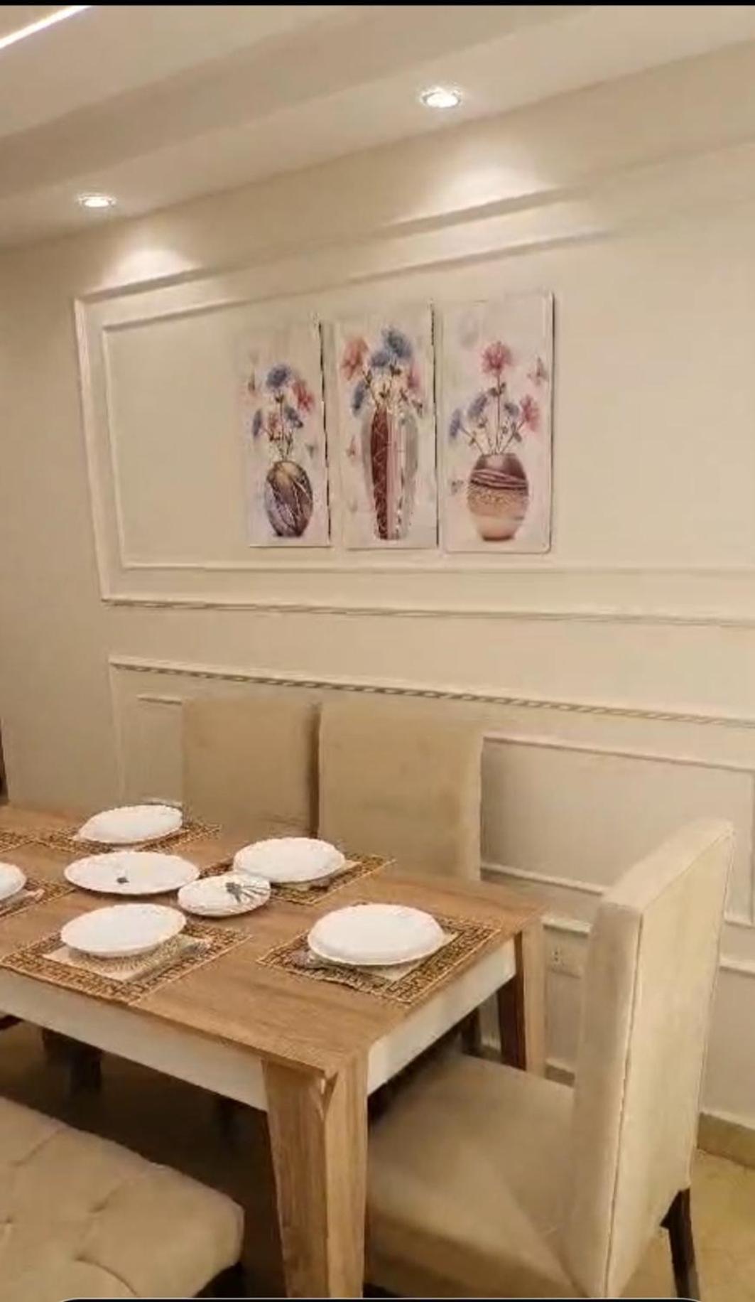 فاخرة لعائلة بالمهندسين Apartment *